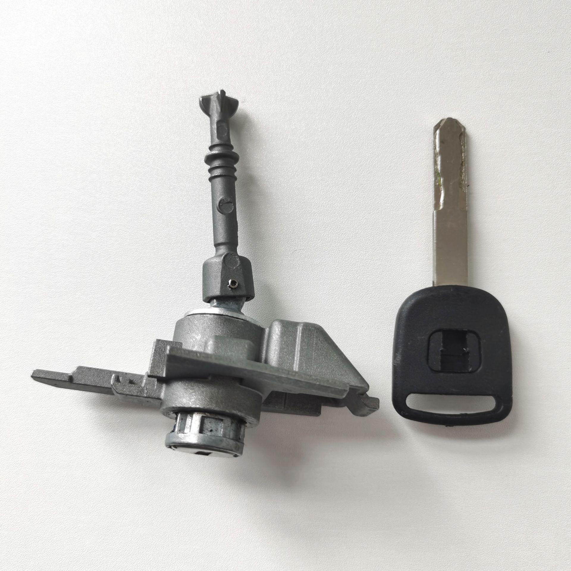 Left Door Lock Cylinder for 2015-2016 Honda City XRV Vezel 