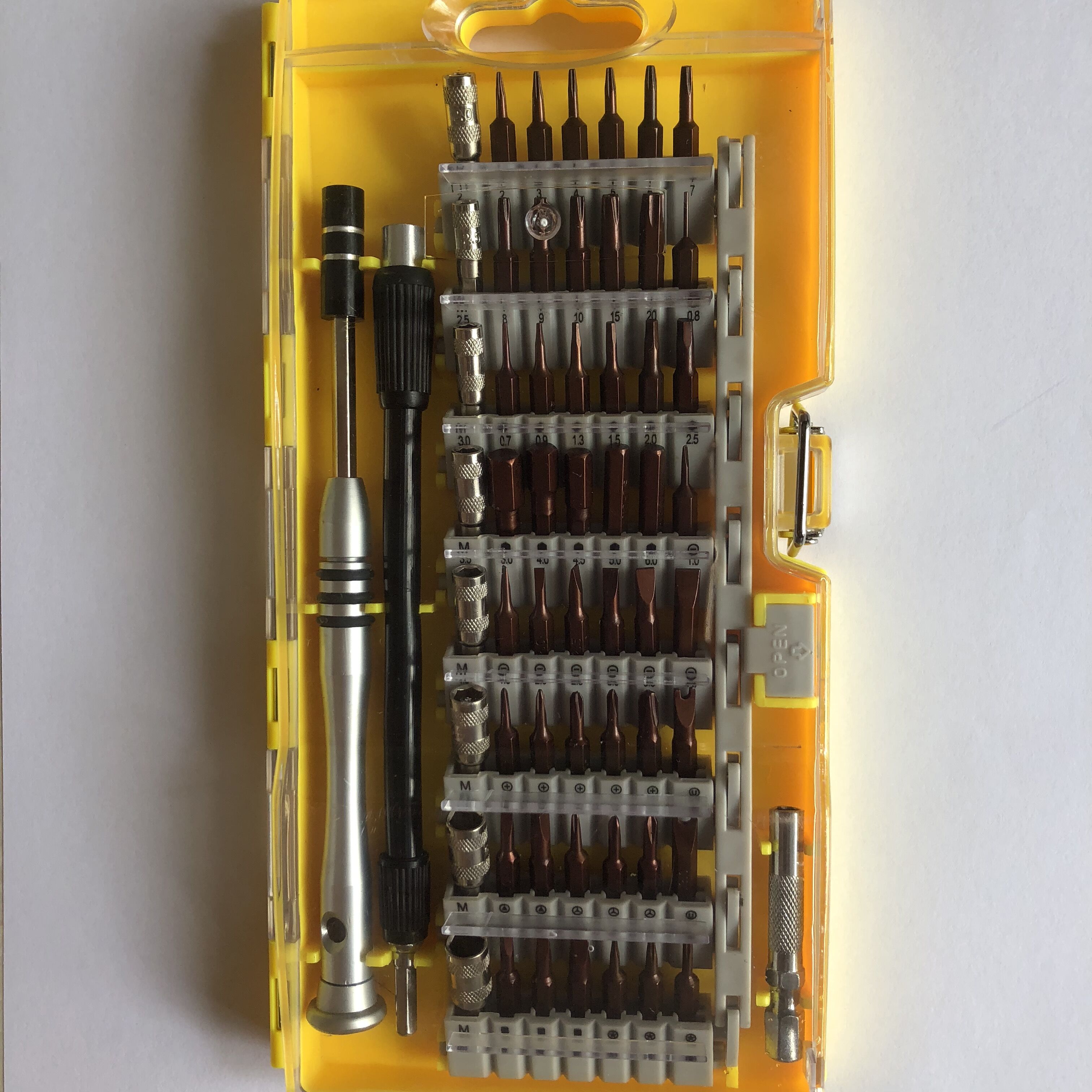 ELECALL 61-in-1 Screwdriver Bit Magnetic Driver Kit 