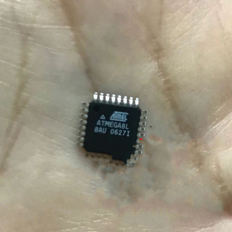 Original New ATMEGA8L-8AU Microchip 8Bit MCU Chip