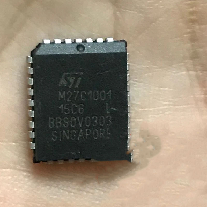  Original New M27C1001-15C6 EEPROM Chip STMicroelectronics IC
