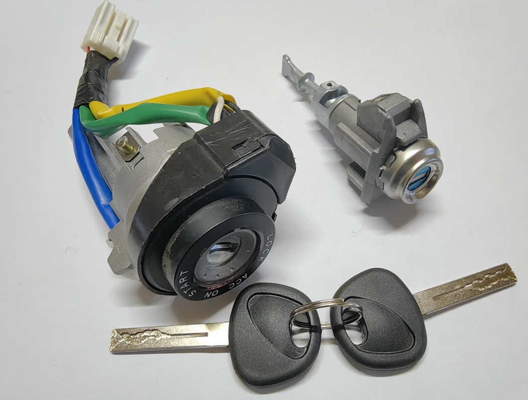 Kia K5 81900-C1B00 full car lock cylinder K5 ignition lock left front door lock cylinder with 2 deputy keys ignition lock with Six wires
