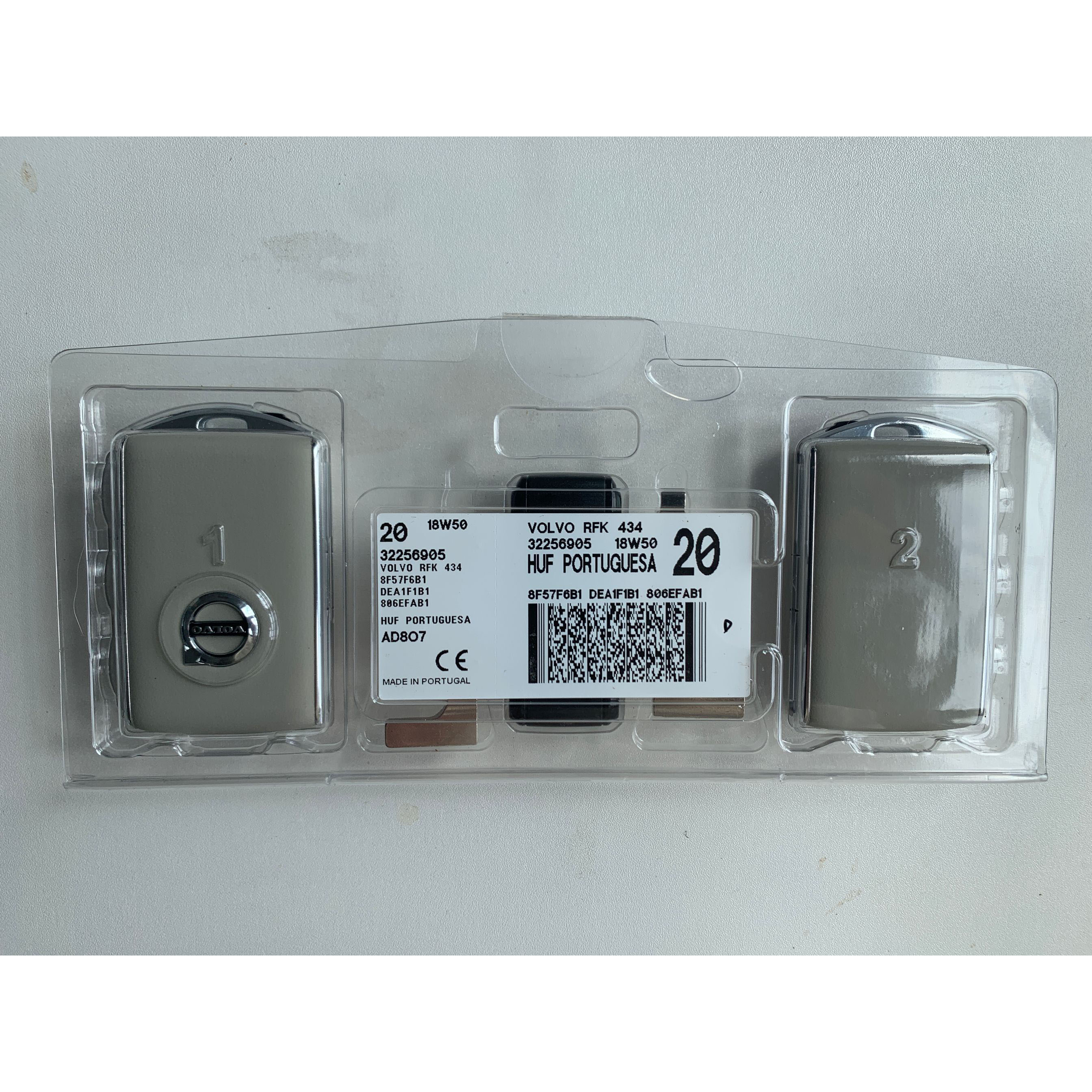 Original 4 Buttons 433 MHz Smart Key Set for Volvo -HUF8432 Light Gray Color - Genuine Leather