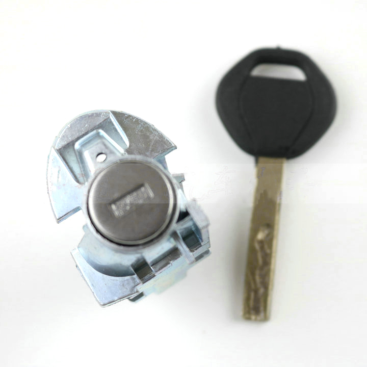 New BMW F series left door lock cylinder New BMW X3 car lock cylinder Driver's door lock with car key