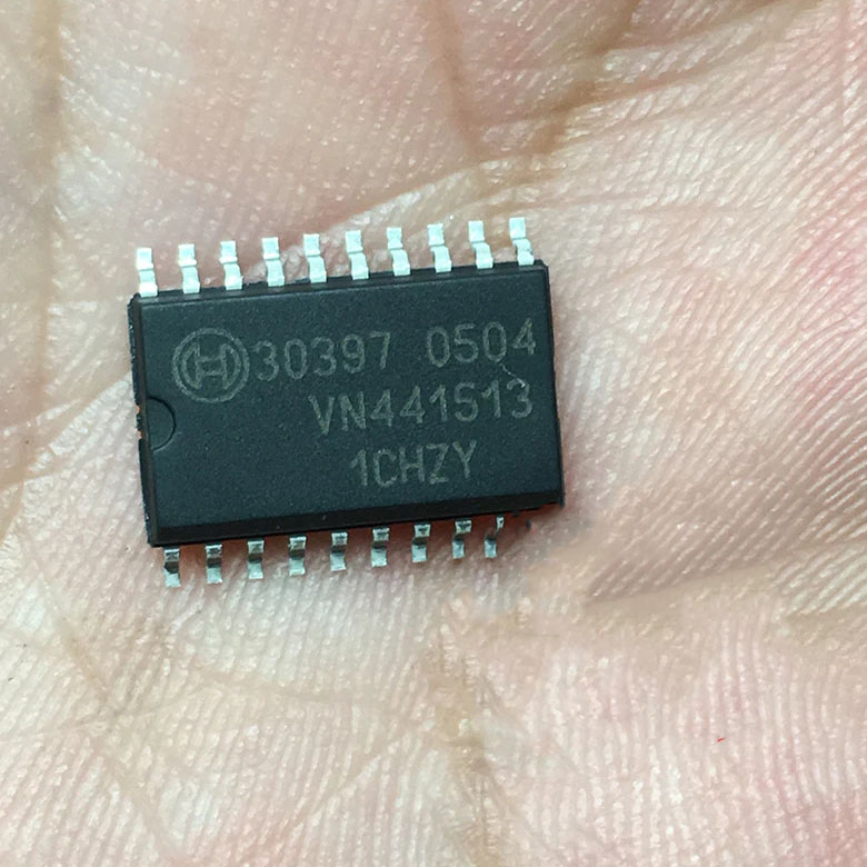 5pcs 30397 ME7.5 Original New automotive Ignition Driver Chip IC Component